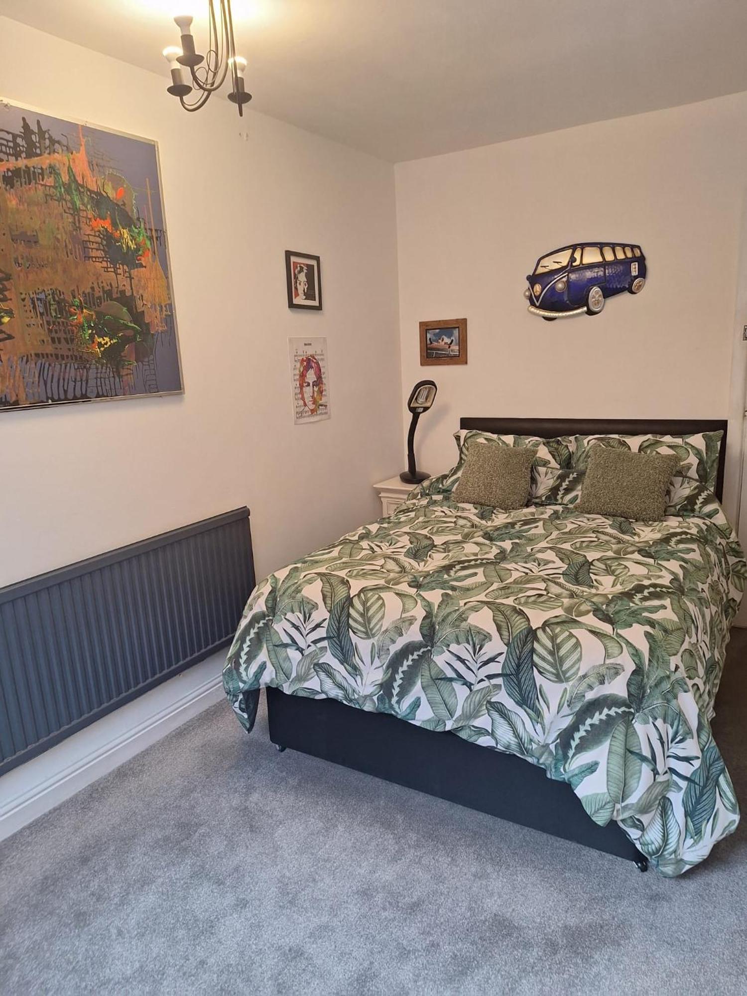 Todmorden Bed & Breakfast - The Toothless Mog Walsden Dış mekan fotoğraf